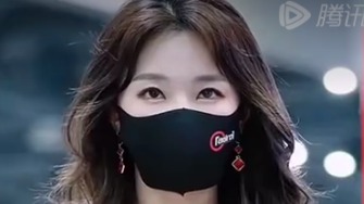  车模好身材秀出来  