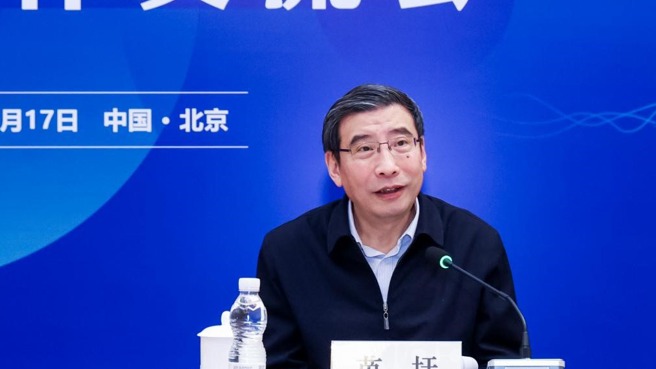 权威专家把脉2023年新能源汽车：渗透率将只增不减，产销接近千万辆