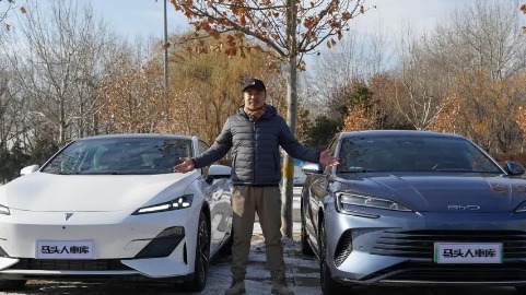 20万级内选一台驾趣电动轿车，深蓝SL03对比海豹你站哪一个?