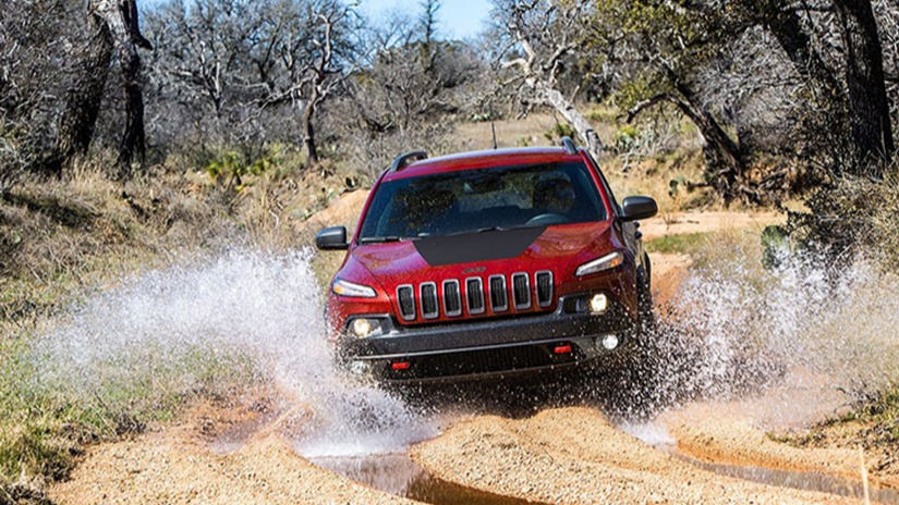 Jeep自由光问题频出召回不断 电气短路问题仍在寻找解决方案