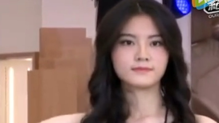 台湾气质美女车模