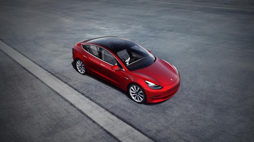 特斯拉Model 3换电池要14万多，相当于一台朗逸！行业平均水平而已