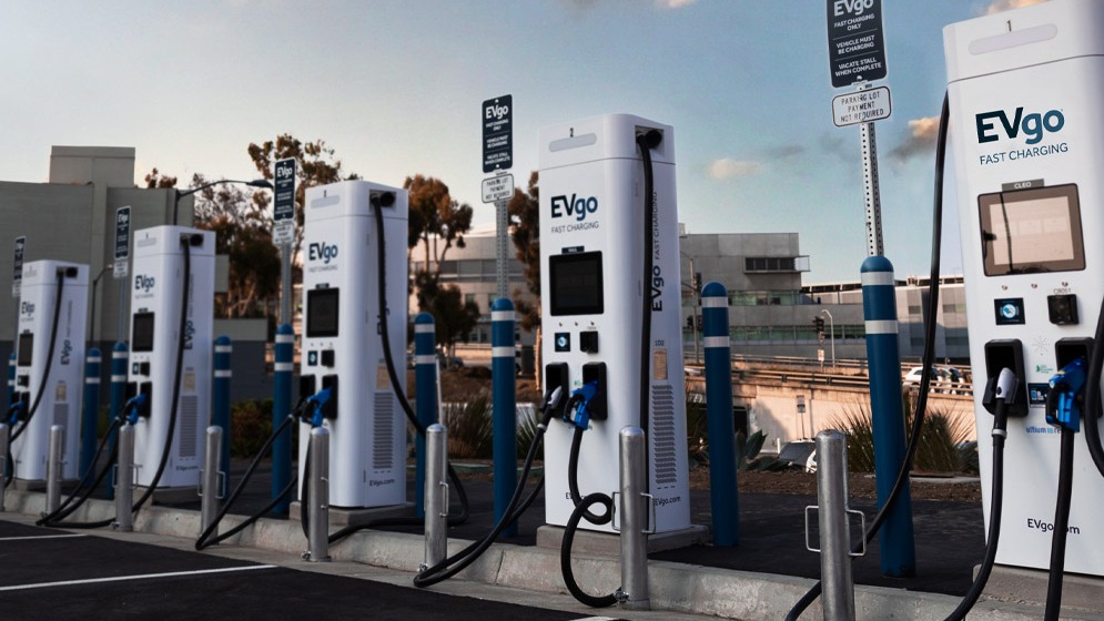 美国拨款6.23亿美元发展电动汽车充电基础设施