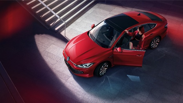 大溜背＋无框门 14.99万起“辣馒头”凌渡L能否打动年轻人？