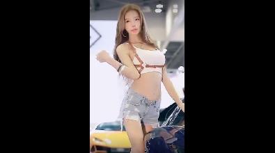 极品车模，极致身材