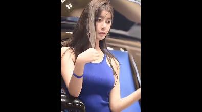 现场观看美女车模