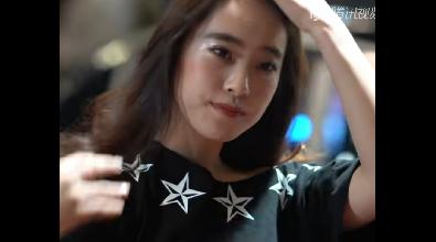 日本美女车模小姐姐