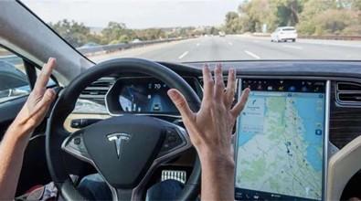 备受争议的特斯拉自动驾驶 这一次或将被吊销美国加州销售执照？