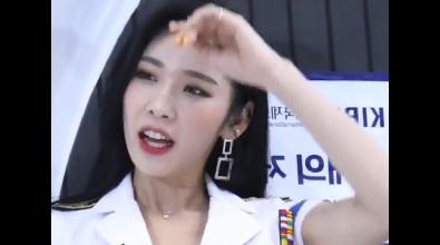 韩国性感美女车模，一般漂亮的小姐姐，运气都不会太差