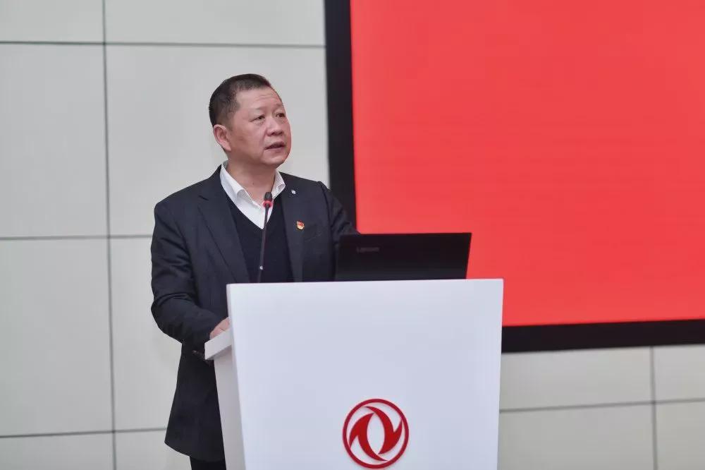东风汽车总经理易主 商用车板块帅才杨青挑起重担