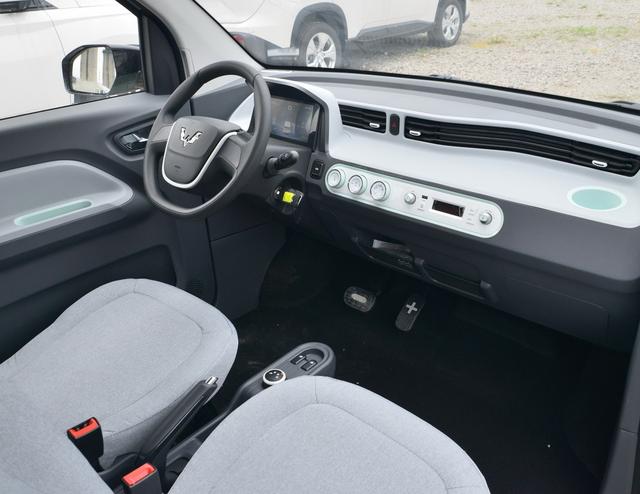 三大国产“稀有物种”亮相：敞篷车、全尺寸皮卡，还有量产超跑！