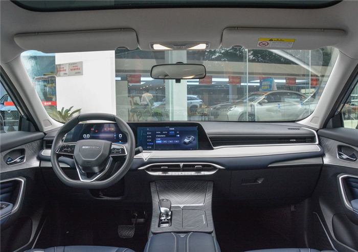 东风汽车公布半年报，风神猛增成最大亮点，神龙复苏已势不可挡