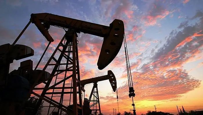 俄乌相争，谁能得利？