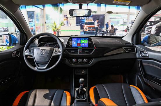 就这六款轿车 落地价5-10万 工薪阶层都爱它们！