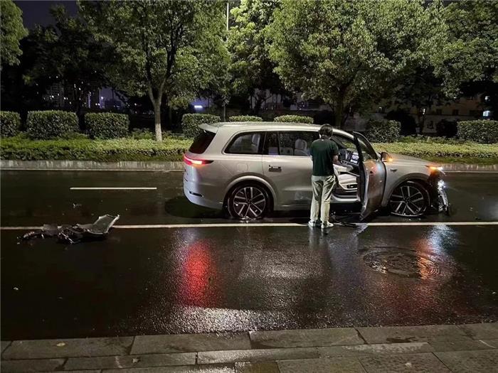 7月销量环比大跌20%，蔚小理卖不动了？！