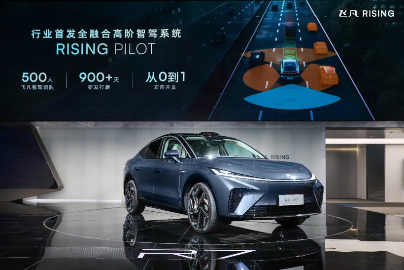 2022成都车展丨后浪厮杀高端局