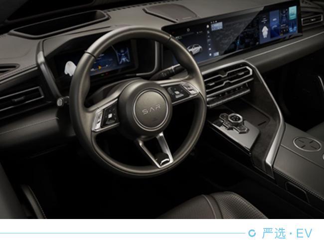 从游戏中走来 HiPhi Z与机甲龙促成机能电跑