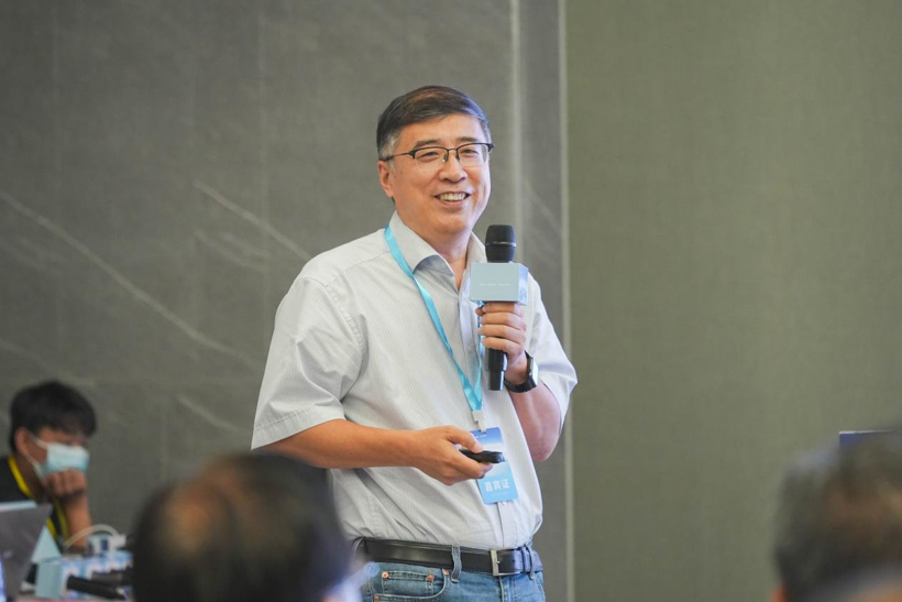 混合动力，中国汽车直道超车的机会？