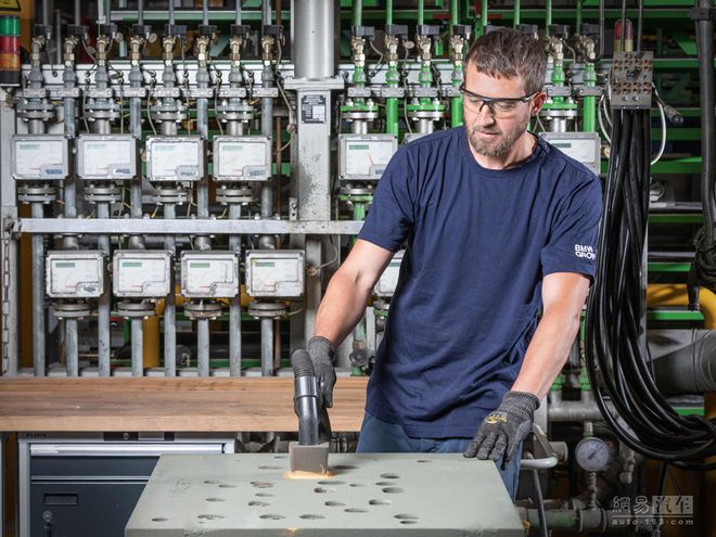 宝马燃料电池量产 iX5氢燃料电池车年底投放