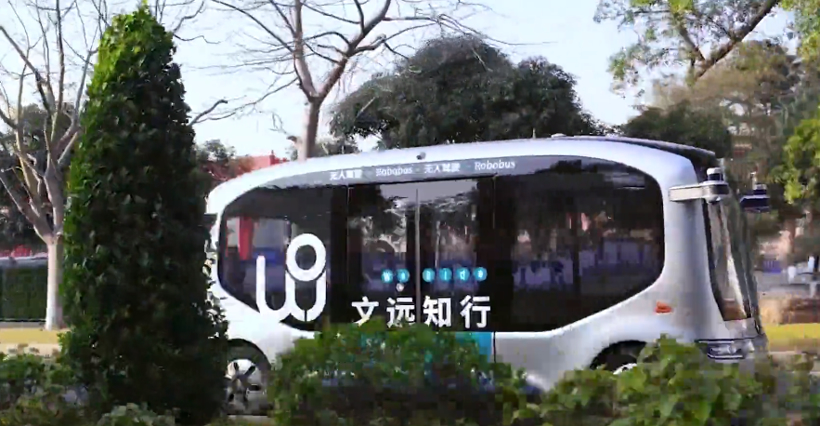 抢占“中国自动驾驶第一城”，上海设5000亿KPI