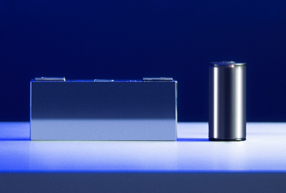 宁德时代与亿纬锂能将向宝马供应圆柱电池