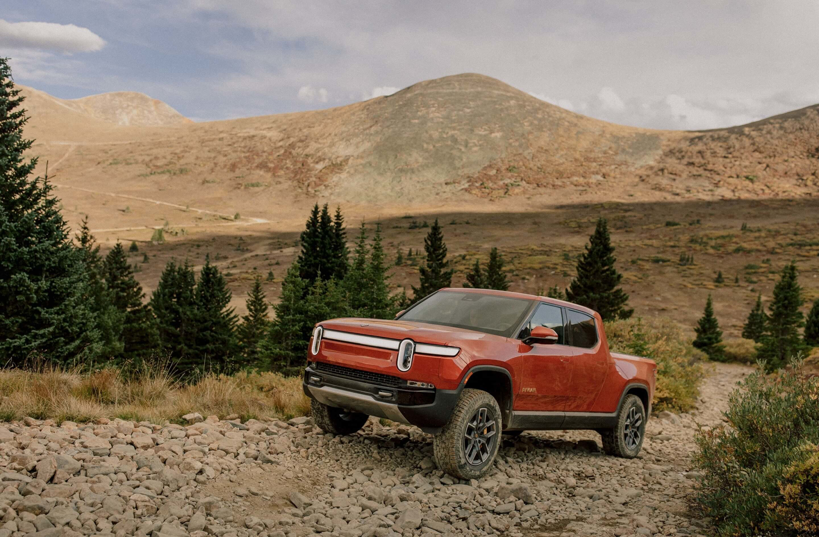 Rivian发起召回后股价大跌7.3%，市值单日蒸发逾20亿美元