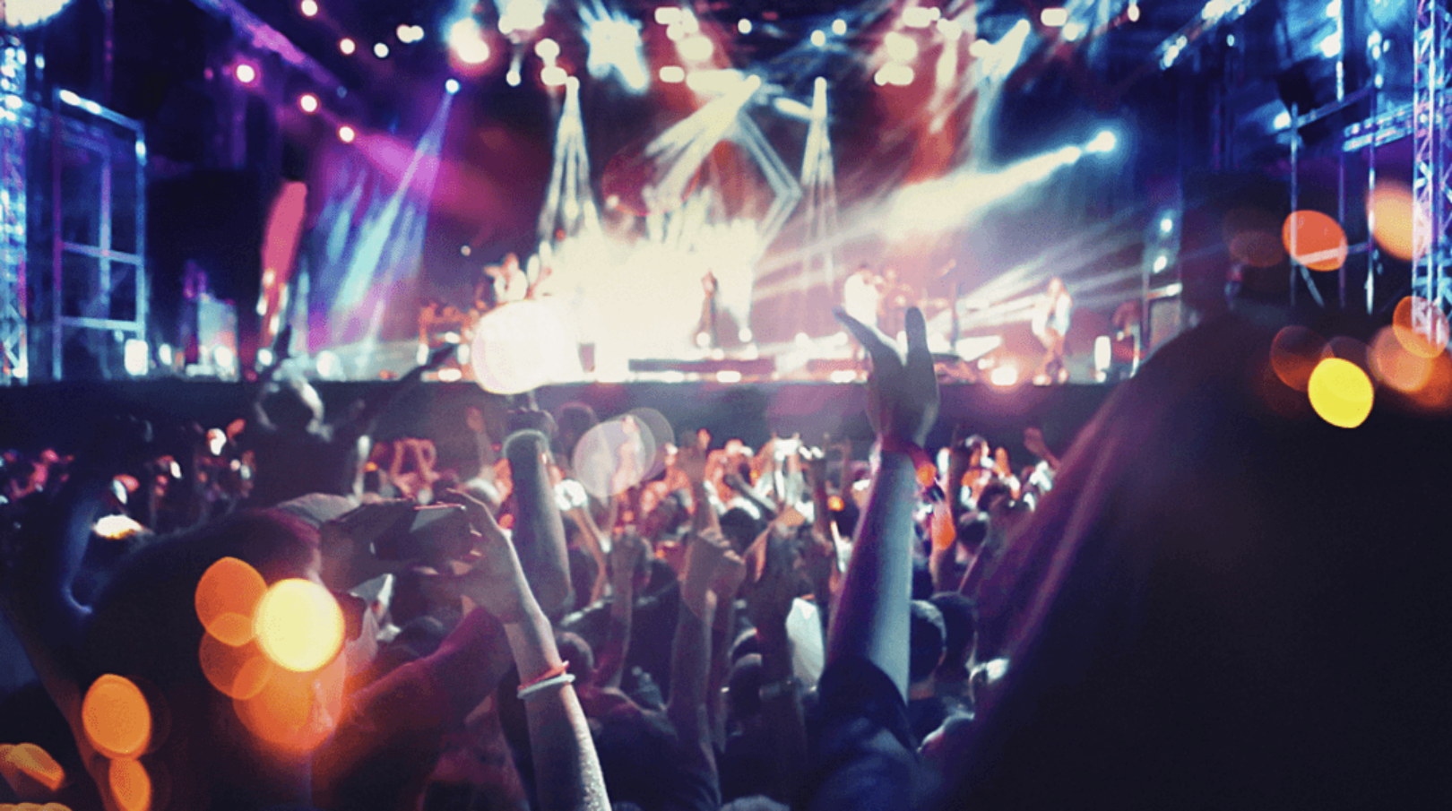 阿维塔11对音响调优，12月交付