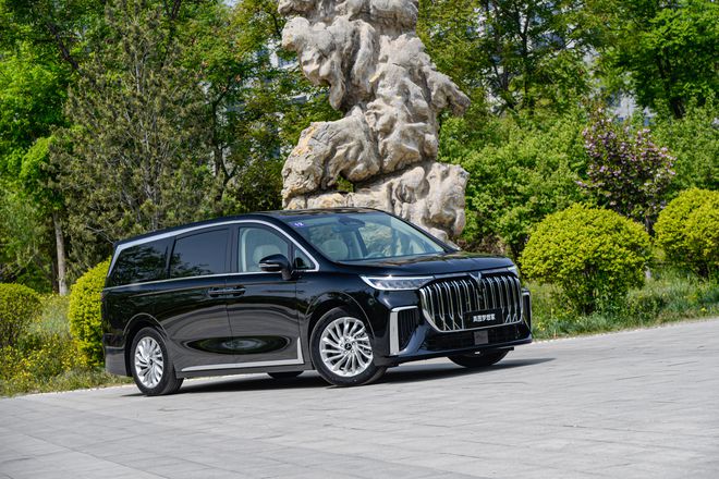 市场逐年缩减 为什么40万的高端MPV还层出不穷