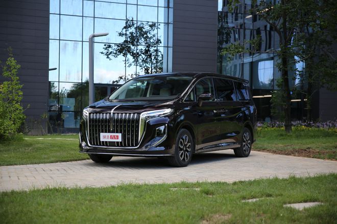 市场逐年缩减 为什么40万的高端MPV还层出不穷