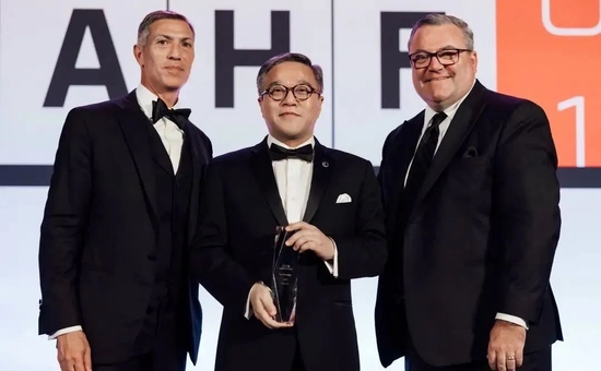 鲁伟鼎接班万向如履薄冰，不想做“阿斗”