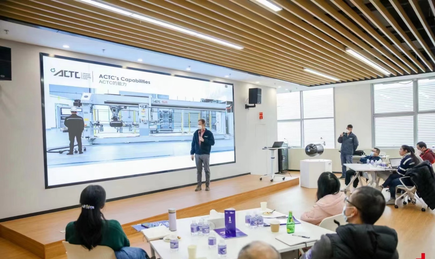 汽车“轻量化”，需要碳纤维