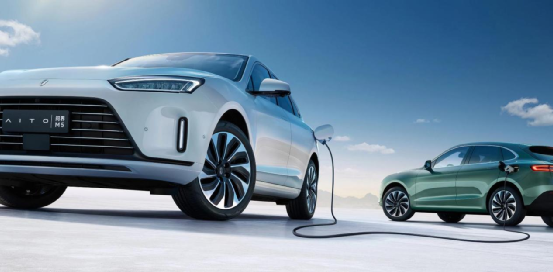 嘴上说不好、钱包却很实诚，增程式车型热销打了谁的脸？