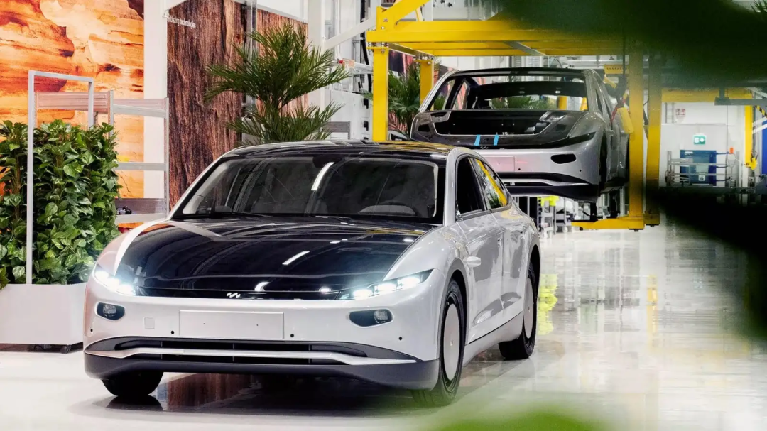 世界第一辆量产太阳能汽车，黄了