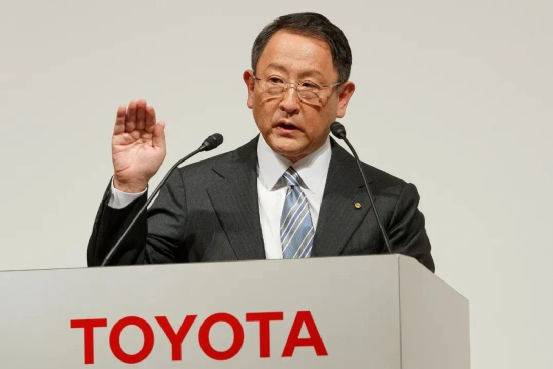 长续航真的没用？在炮轰电动车的路上，丰田多了一位“朋友”