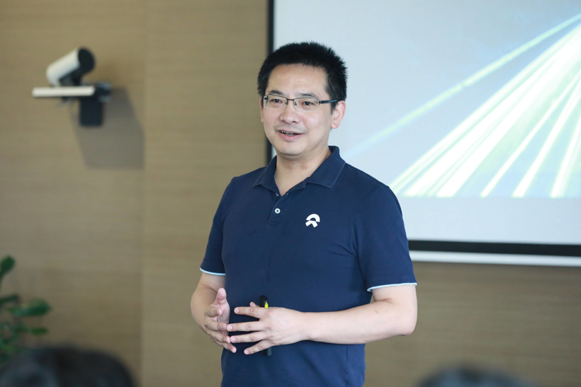 蔚来降价就输了