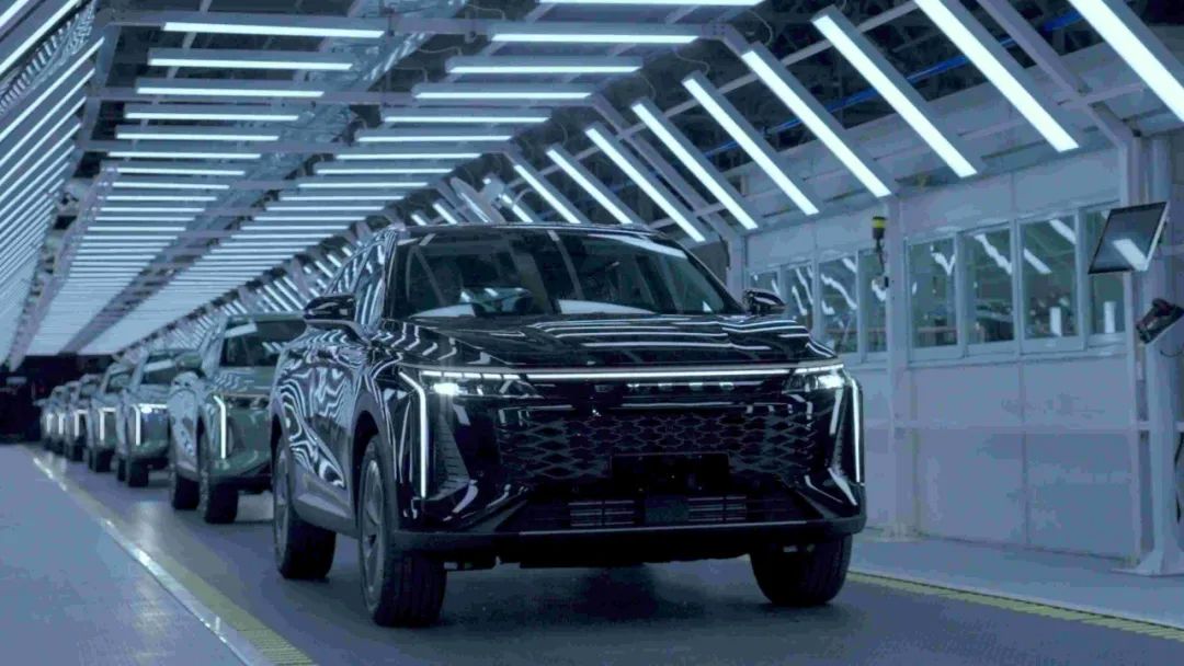 31家车企1月销量一览：比亚迪狂卖15万，新势力集体失速