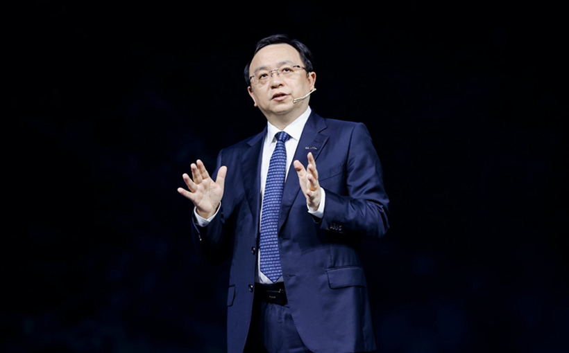 比亚迪“降价”，磨刀霍霍向同行