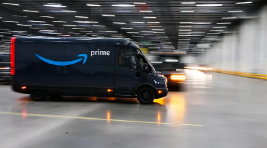 亚马逊与电动汽车Rivian考虑结束合作协议