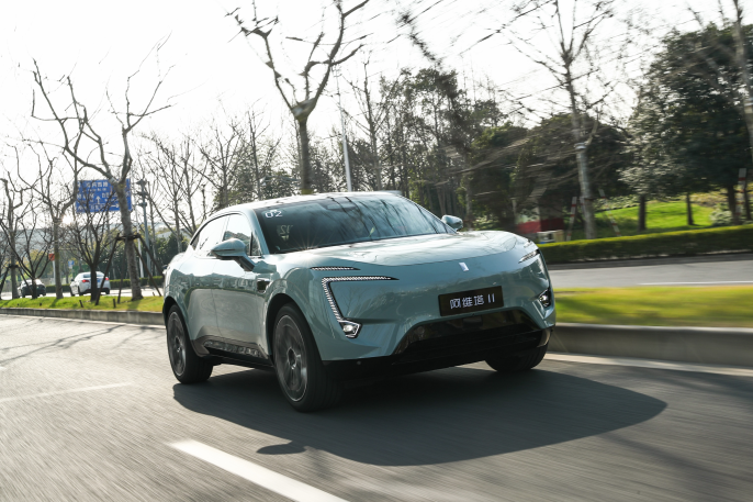 挑战大湾区魔鬼路段，塔家的智驾系统让女司机破防了