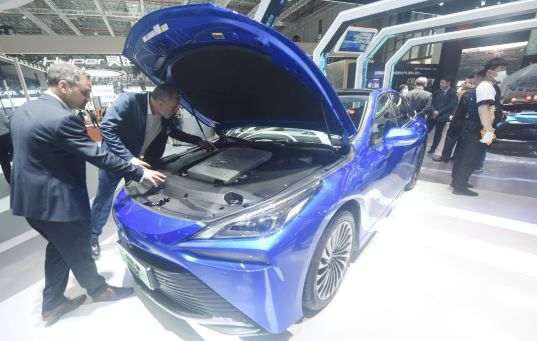 震惊、羡慕、焦虑 外媒如何看上海车展？
