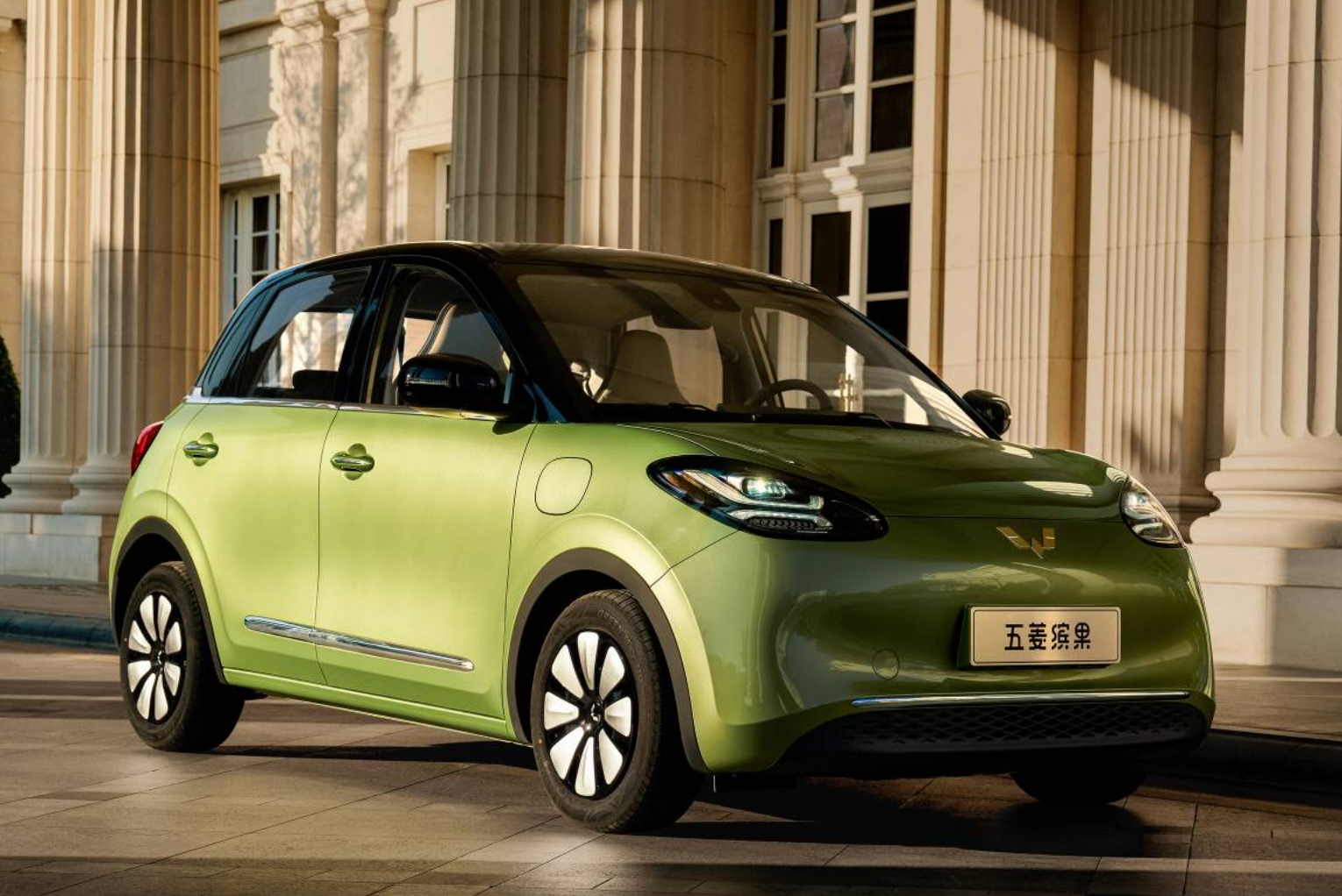 上汽通用五菱，爆款难寻