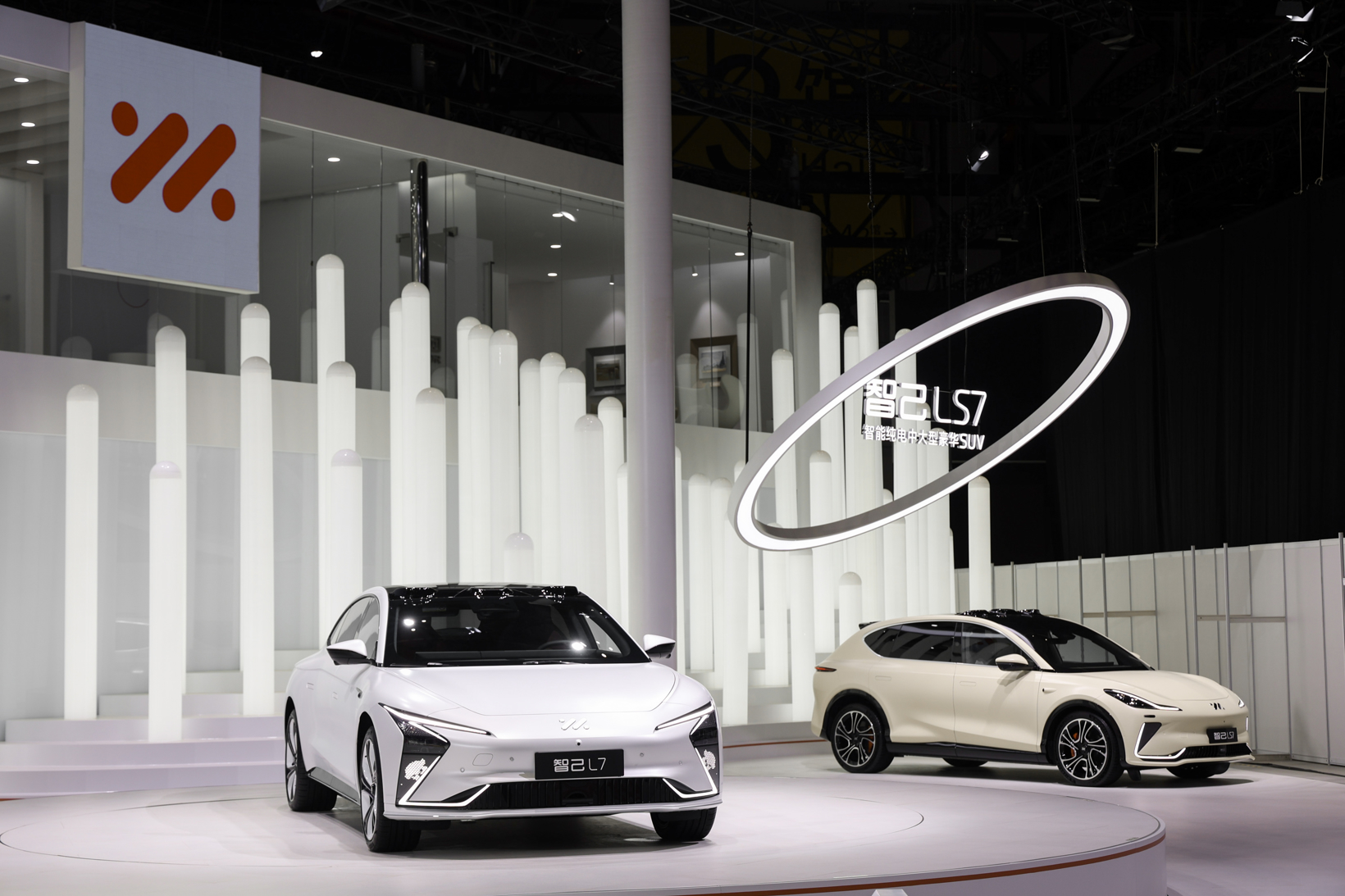 大谈技术底座、开发范式、整零关系，上汽这次“摊牌”了！