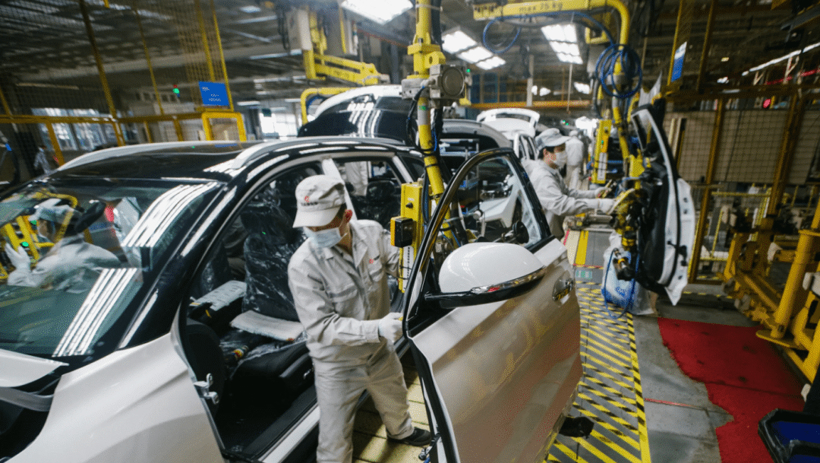 刀口向内，那些被内卷吞噬的汽车打工人