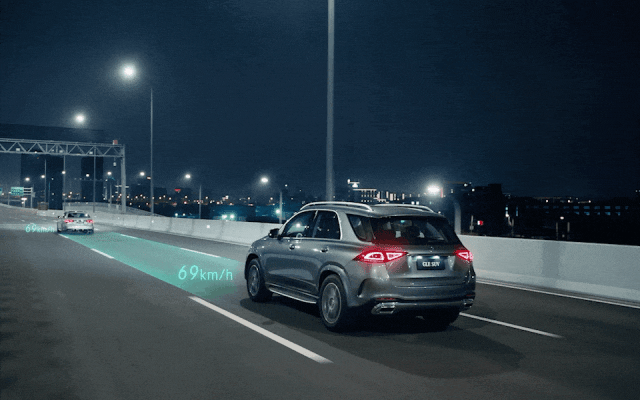 从奔驰到自行车都在集成的大模型，是汽车智能化的下个风口？