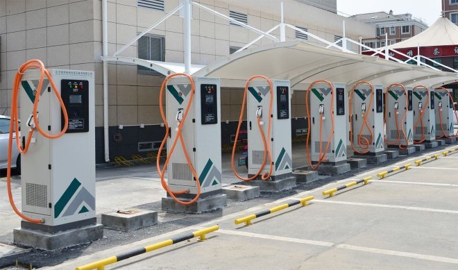 电价与服务费双涨 新能源车还香吗？