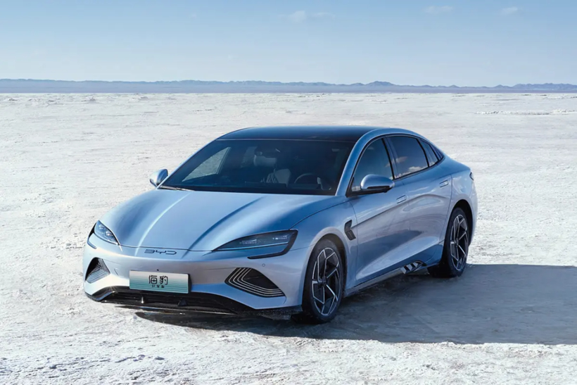 年底“乱战”，2024车市“巨卷”刚刚开始