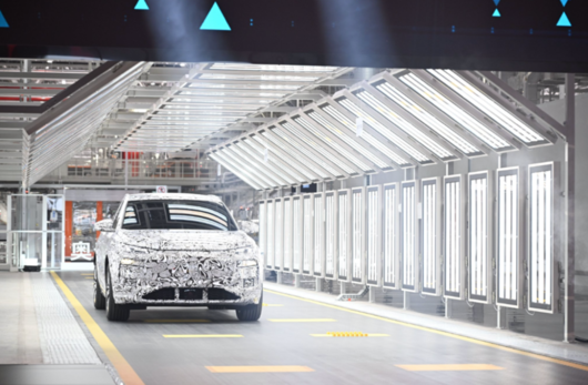 自主冲刺百万销量，中国一汽焕新2024