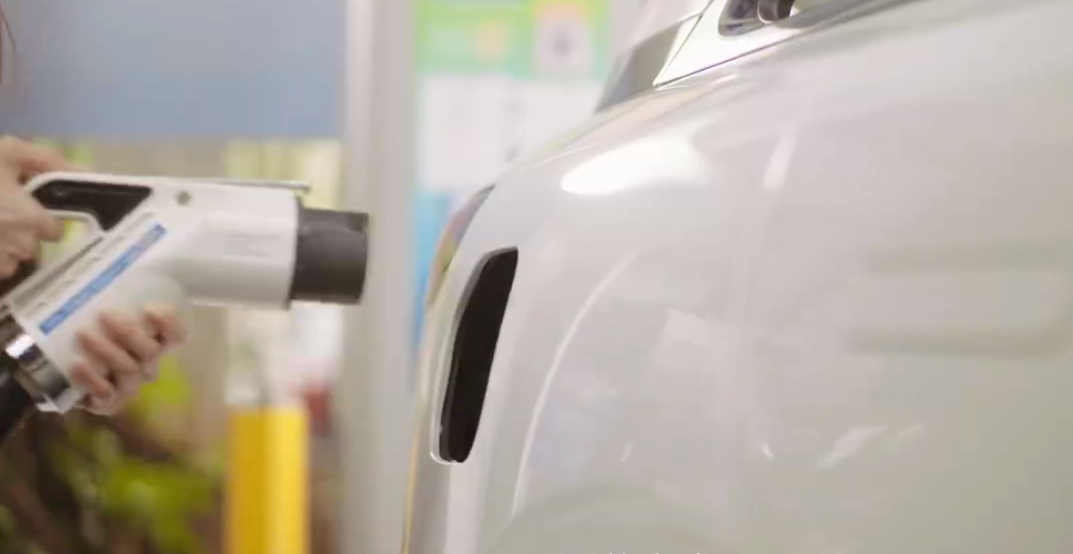 充换电大战，非要“你死我活”？ |请回答2024