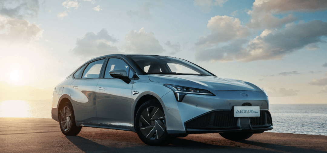 1月新势力榜：问界首超理想夺冠 9家企业环比大幅下滑