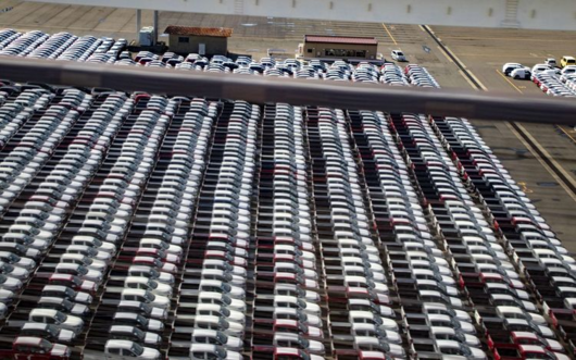 丰田登顶全球销冠之际，家被偷了